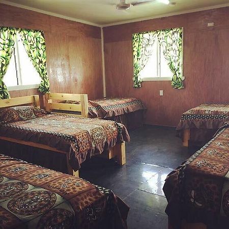 The Village Backpackers Нукуалофа Екстериор снимка